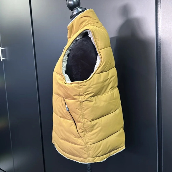 Carhartt Montana Insulated puffer vest,rain defender/wind fighter,reverse sherpa - Picture 5 of 15